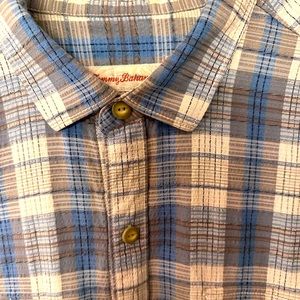 Tommy Bahama men’s short sleeve button up 100% Silk shirt